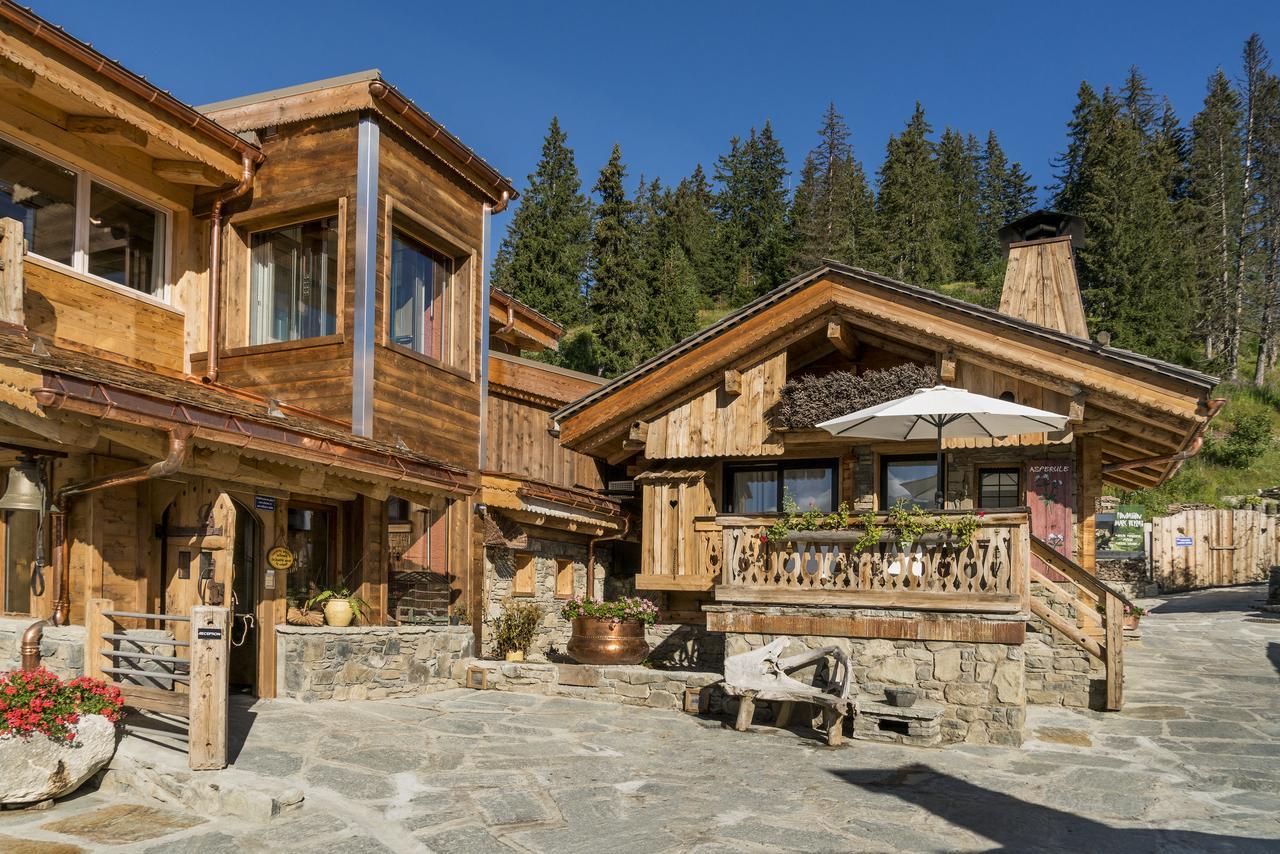 Marc Veyrat - La Maison Des Bois Manigod Exterior foto