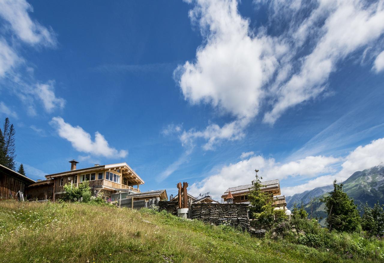 Marc Veyrat - La Maison Des Bois Manigod Exterior foto